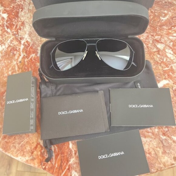 Dolce & Gabbana DG2106-K Pilot Black Sunglasses / Polarized Size 61-15 main image 8